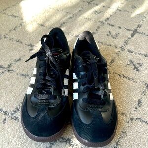 Kids Sambas adidas size 2 black- new